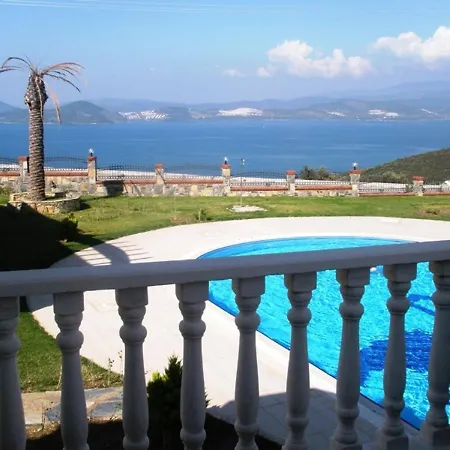 2 Bed, 2 Bath On Private Site Within 300m Of The Bogazici