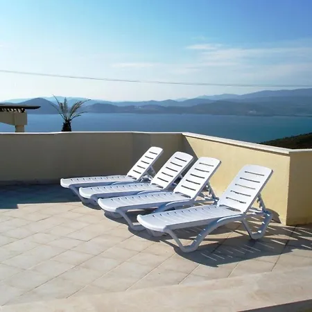 2 Bed, 2 Bath On Private Site Within 300m Of The Bogazici
